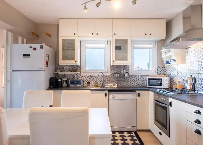 Appartement Flat W Sea View Balcony 3 Min To Marina